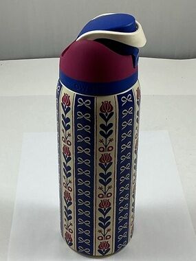 Owala Special Edition Holiday Hygee 32 oz. Free Sip Tulip Christmas 2025